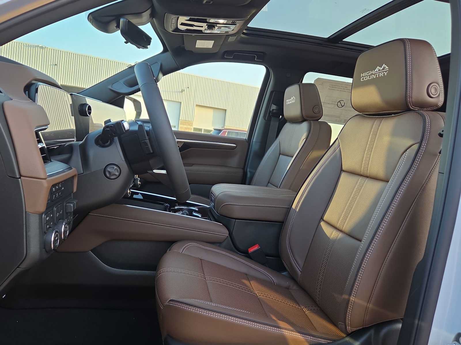 New 2026 Chevrolet Tahoe High Country AWD/4WD image 15