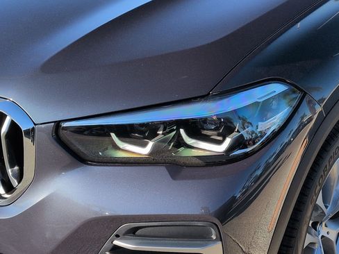 Certified 2022 BMW X5 xDrive40i image 6