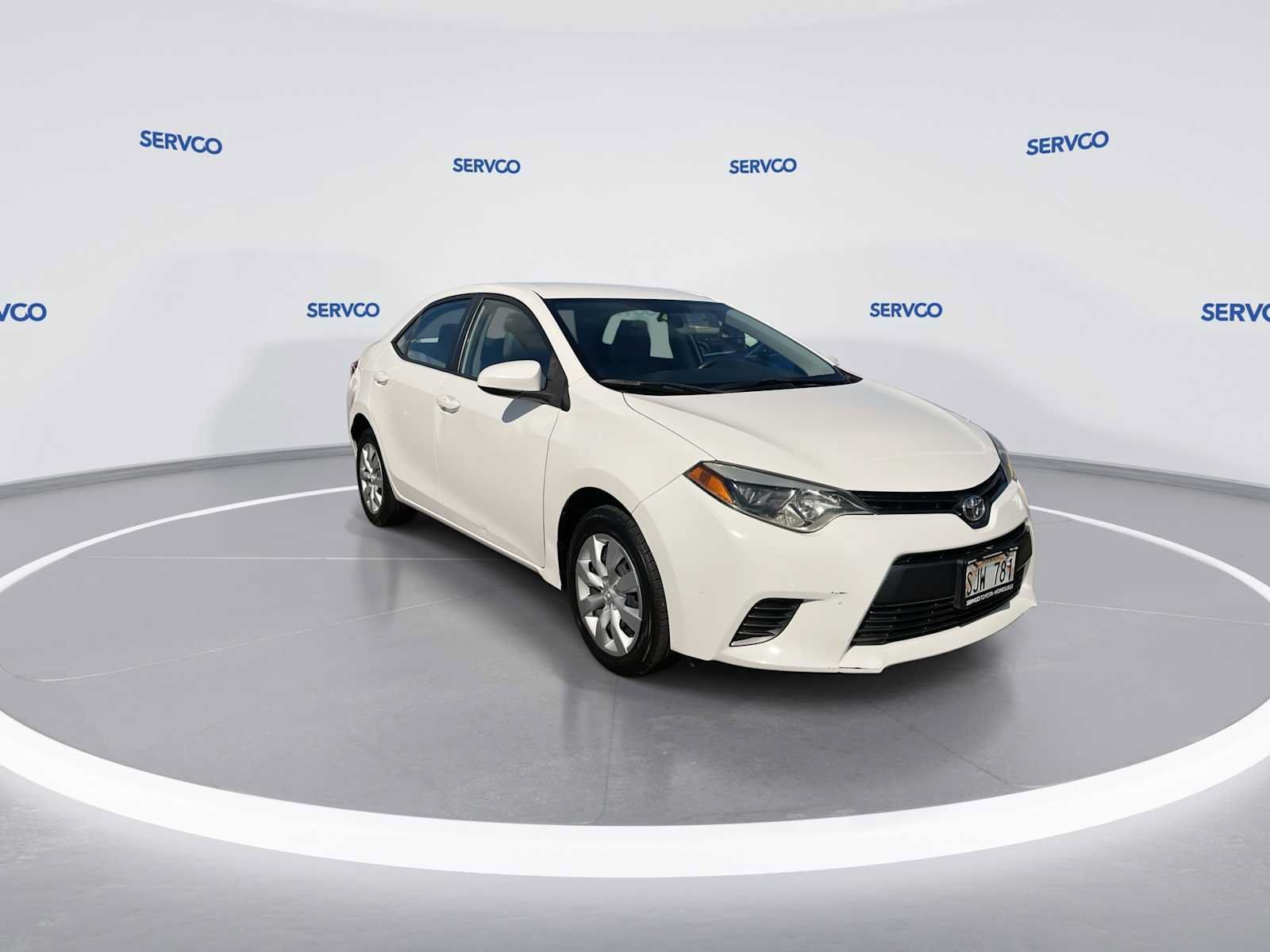 Used 2015 Toyota Corolla LE FWD image 2