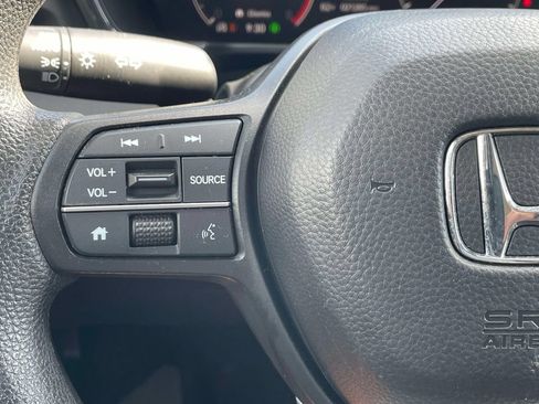Used 2023 Honda CR-V LX image 19