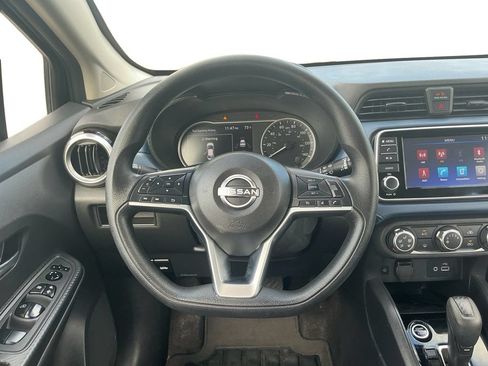 Used 2025 Nissan Versa SV FWD image 18
