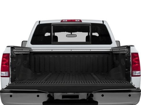 Used 2014 Nissan Titan SV w/ SV Value Truck Package image 15