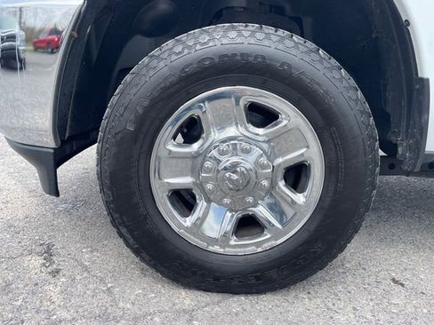 Used 2021 RAM 2500 Tradesman w/ Chrome Appearance Group AWD/4WD image 28