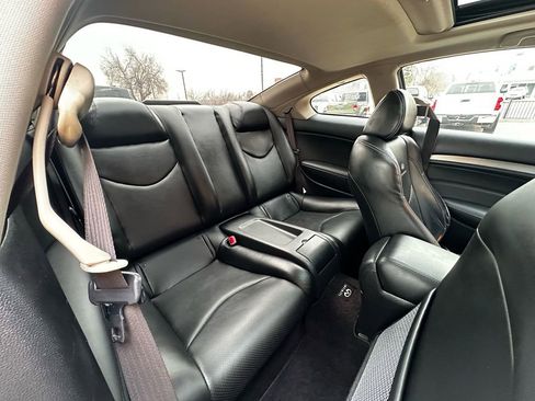 Used 2011 INFINITI G37 x Coupe w/ Premium Pkg image 28