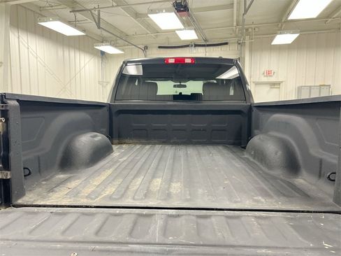 Used 2010 Dodge Ram 1500 Truck ST w/ SXT Appearance Group image 22