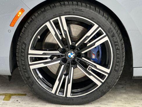 Certified 2023 BMW 760i xDrive image 11