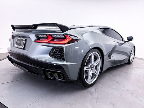 Used 2023 Chevrolet Corvette Stingray Premium Cpe w/ Z51 Performance Package RWD image 18