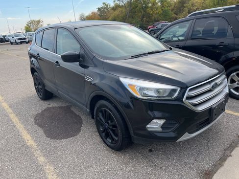 Used 2017 Ford Escape SE image 20