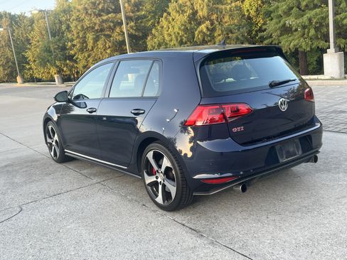 Used 2016 Volkswagen GTI Autobahn w/ Lighting Package (SEL) FWD image 8
