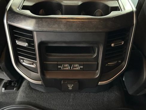 Used 2021 RAM 1500 Big Horn AWD/4WD image 16