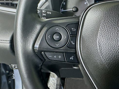 Used 2024 Toyota Corolla Cross LE FWD image 16