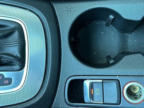 Used 2018 Audi Q3 2.0T Premium Plus w/ Premium Plus Package image 22