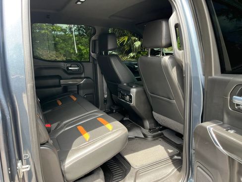 Used 2021 GMC Sierra 1500 AT4 w/ AT4 Value Package AWD/4WD image 17