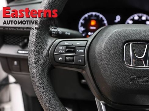 Used 2023 Honda CR-V LX image 14