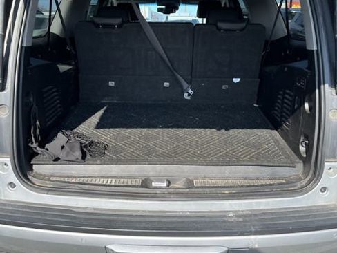 Used 2020 GMC Yukon XL SLT w/ HD Trailering Package image 9