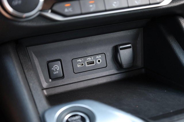 Certified 2025 Nissan Sentra SV FWD image 13