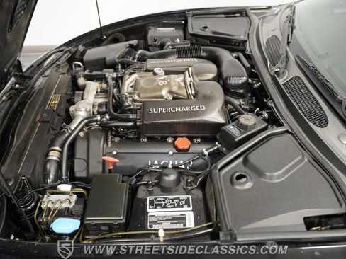 Used 2002 Jaguar XK8 Convertible image 3