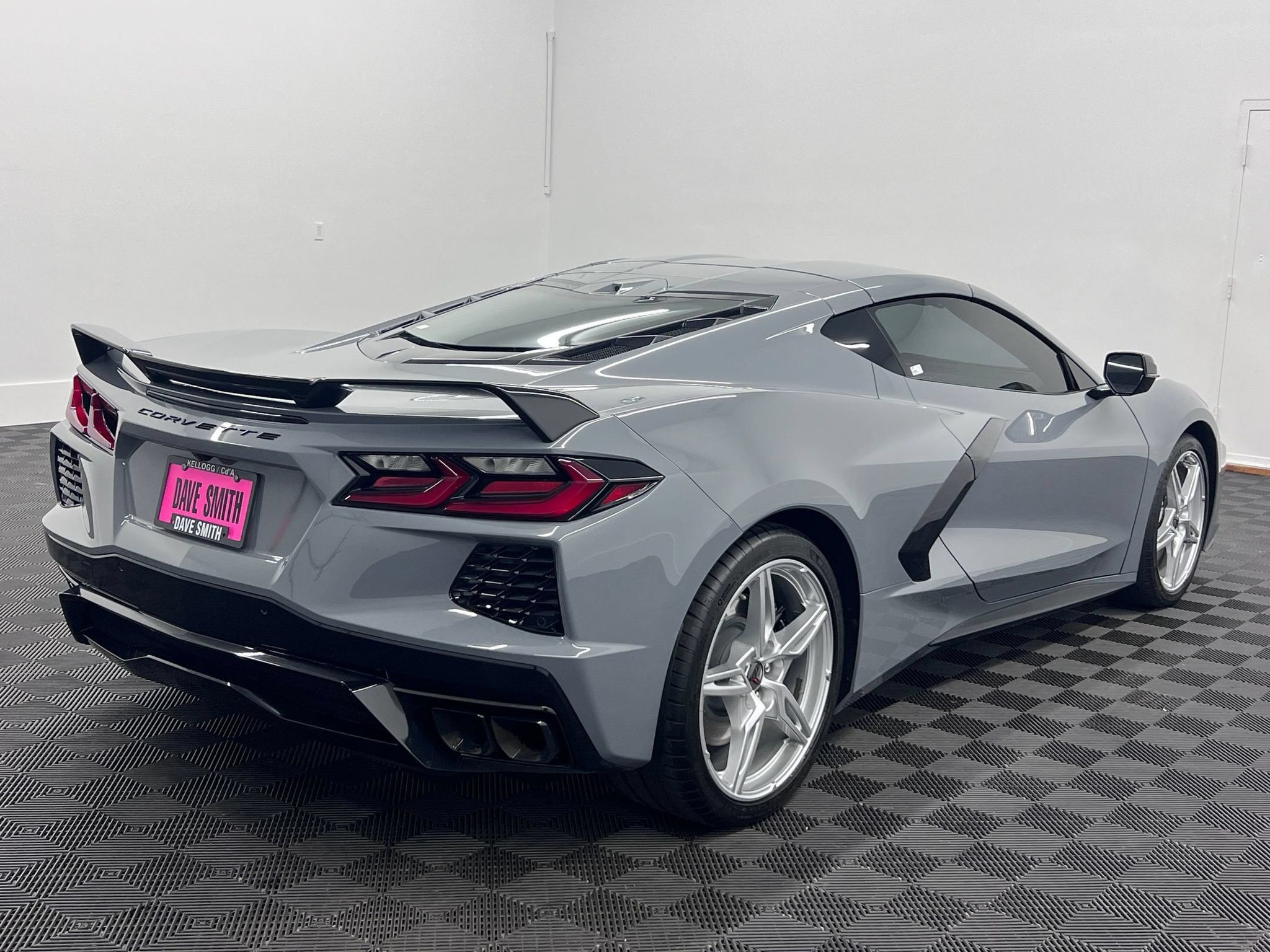 Used 2024 Chevrolet Corvette Stingray Preferred Cpe w/ Z51 Performance Package RWD image 9