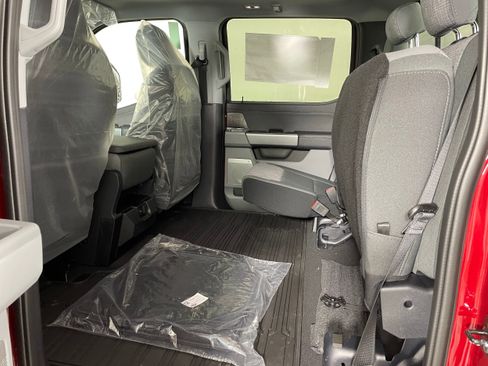 New 2026 Ford F350 XLT w/ XLT Premium Package image 4