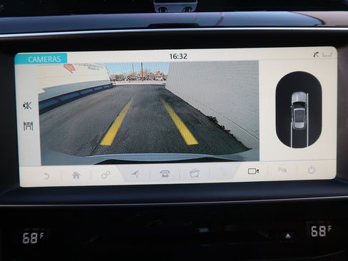 Used 2018 Jaguar F-PACE Portfolio image 19