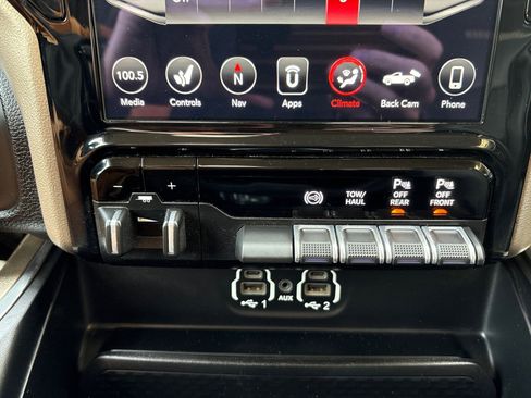 Used 2021 RAM 2500 Laramie image 21