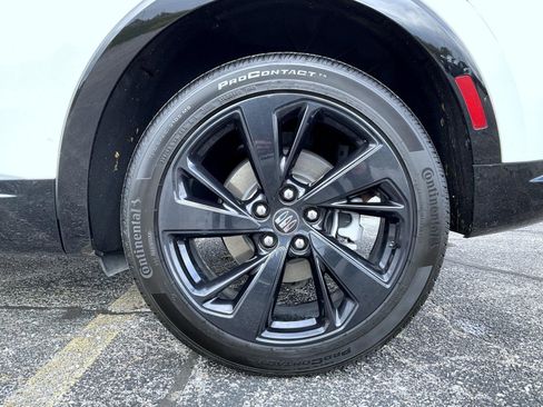 Certified 2025 Buick Envision Sport Touring image 22