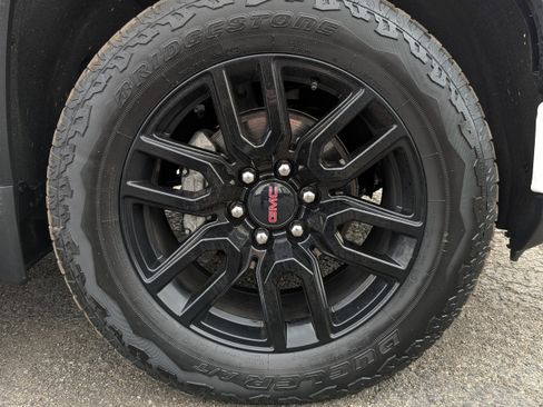 Used 2023 GMC Sierra 1500 Elevation w/ X31 Off-Road Package image 10