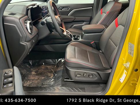 Used 2023 Chevrolet Colorado Z71 w/ Z71 Convenience Package 2 AWD/4WD image 18