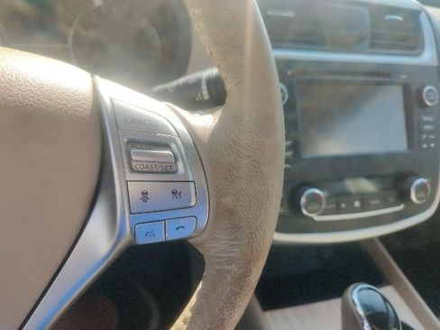 Used 2017 Nissan Altima 2.5 SL w/ 2.5 Technology Package FWD image 29