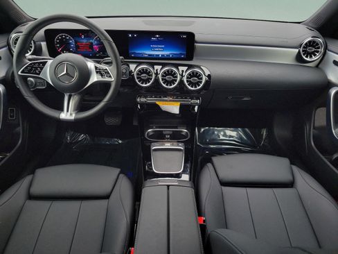 Certified 2026 Mercedes-Benz CLA 250 image 9