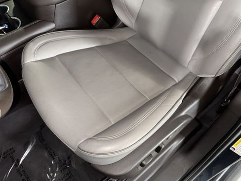 Used 2021 GMC Yukon SLT w/ SLT Luxury Plus Package RWD image 37