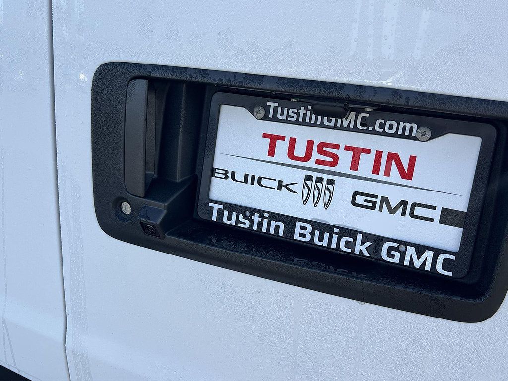 New 2026 GMC Savana 2500 w/ Driver Convenience Package RWD image 18