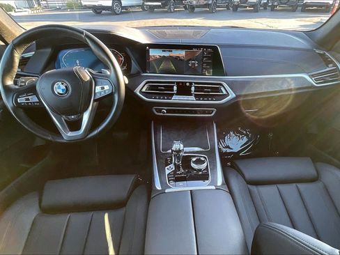 Used 2022 BMW X5 xDrive40i w/ Premium Package image 12