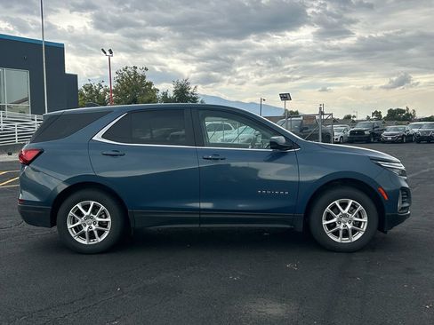 Used 2024 Chevrolet Equinox LT AWD/4WD image 2
