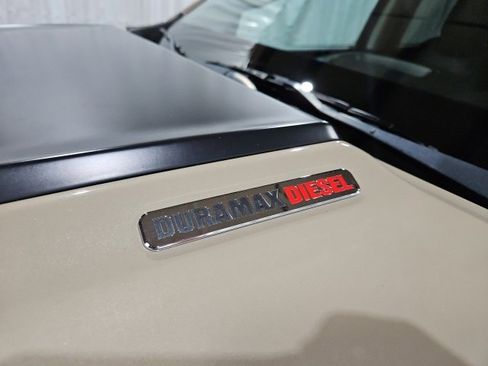 Certified 2021 Chevrolet Colorado ZR2 w/ Colorado ZR2 Bison Edition image 9