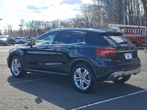Used 2020 Mercedes-Benz GLA 250 4MATIC image 5