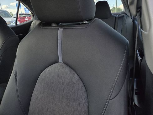 Used 2022 Toyota Camry LE w/ Carpet Mat Package (TMS) FWD image 12