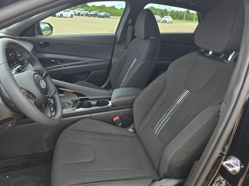 New 2026 Hyundai Elantra SEL Sport Premium FWD image 16