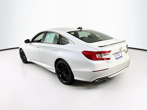Used 2022 Honda Accord Sport image 7