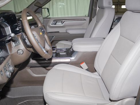 New 2026 Chevrolet Silverado 1500 LTZ w/ LTZ Premium Package image 10