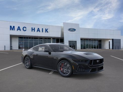 New 2026 Ford Mustang GT Premium w/ GT Performance Package RWD image 7