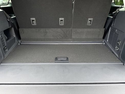 New 2026 Ford Expedition Active RWD image 10