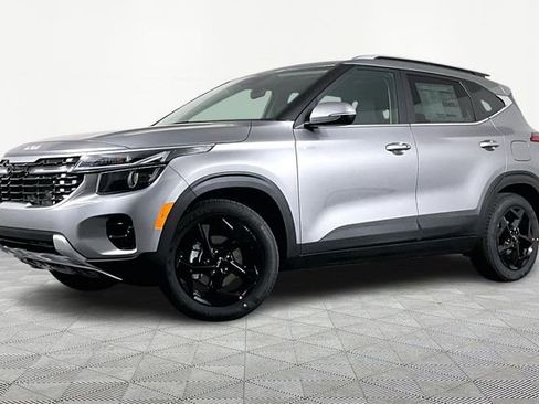 New 2026 Kia Seltos EX image 1