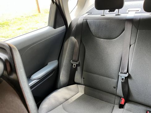 Used 2025 Kia K4 FWD image 38