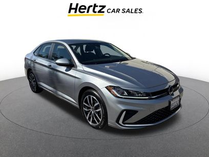 Used 2025 Volkswagen Jetta SE