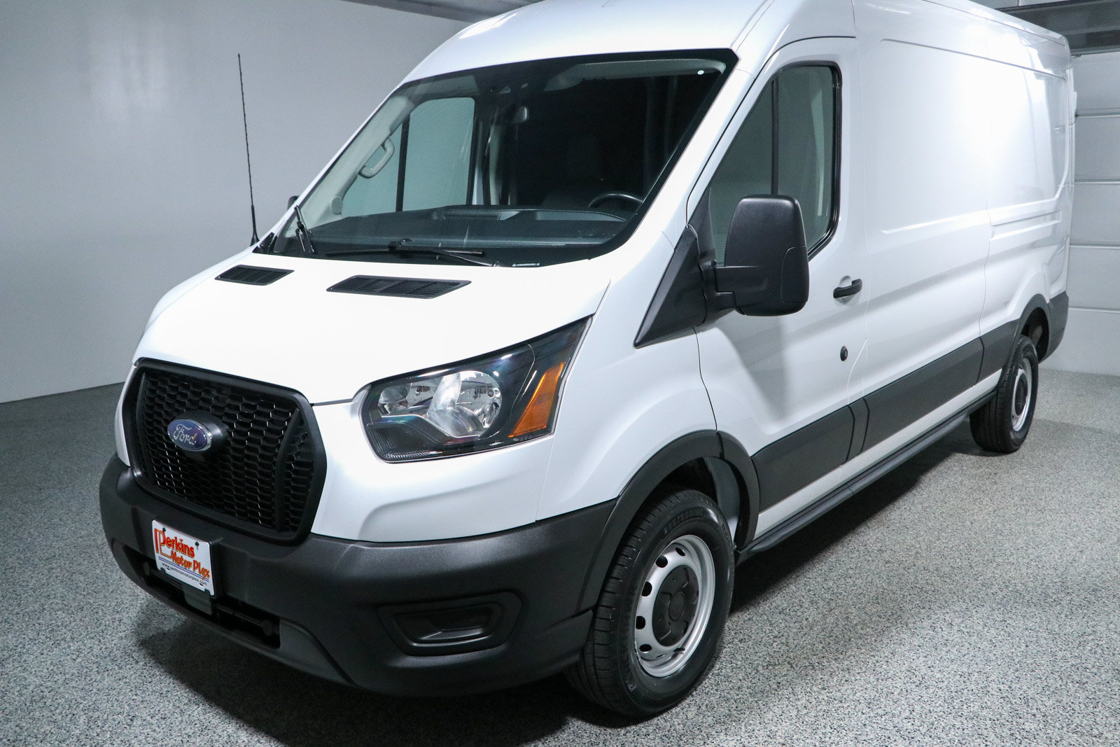 Used 2025 Ford Transit 250 148 Medium Roof w/ Load Area Protection Package RWD image 29