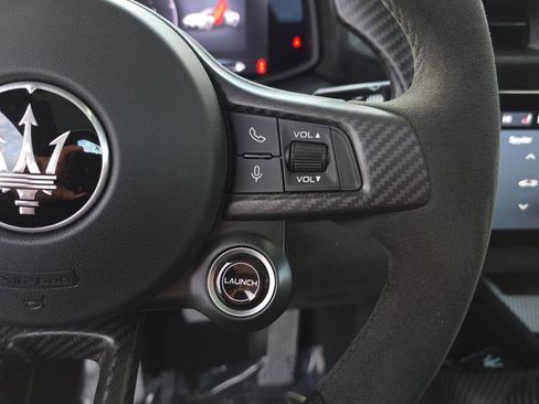 Used 2024 Maserati MC20 Cielo image 32