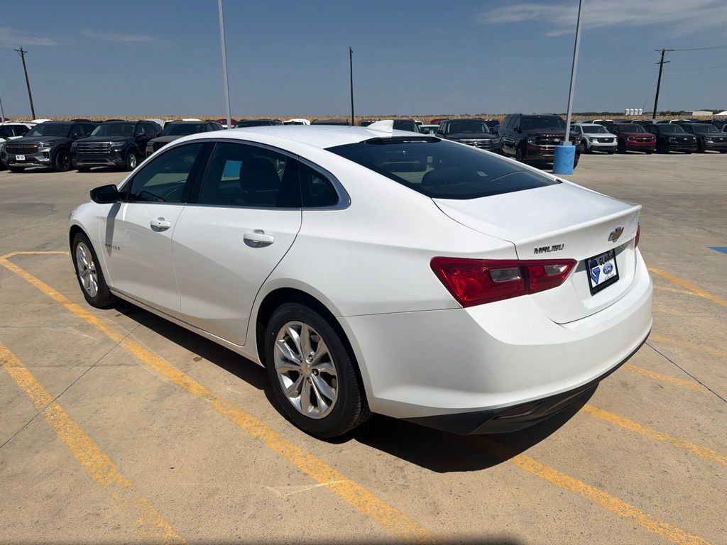 Used 2023 Chevrolet Malibu LT FWD image 5