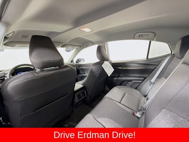 Used 2026 Toyota Camry LE w/ Convenience Package FWD image 10