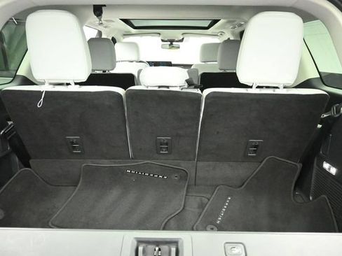 Certified 2025 Ford Expedition Platinum w/ Driver's Package AWD/4WD image 26
